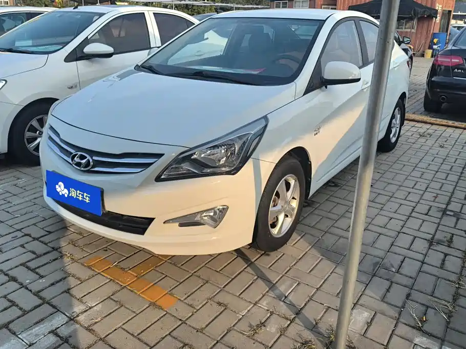 Hyundai Verna