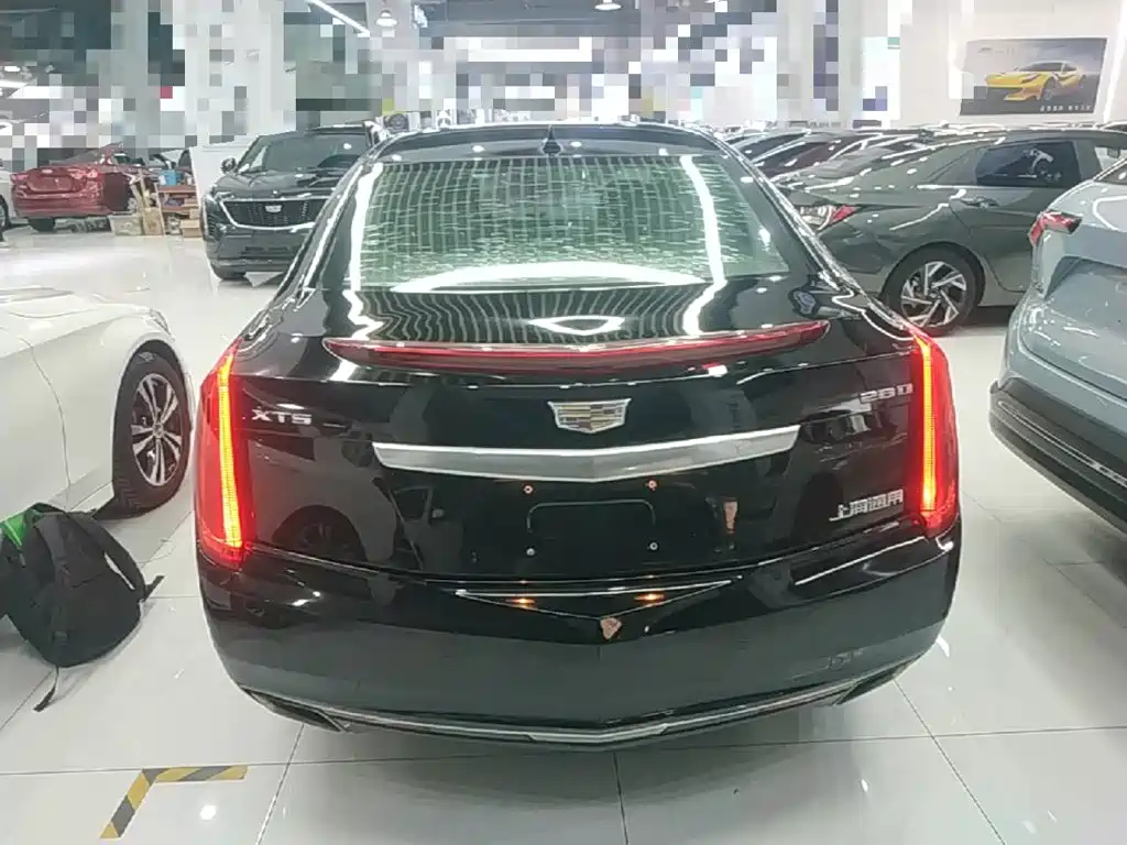 Cadillac XTS — миниатюра 6