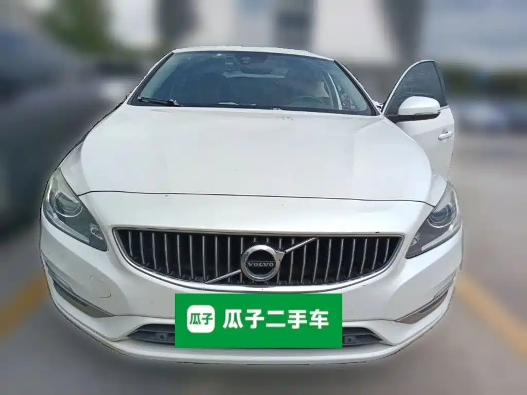 Volvo S60 — миниатюра 3