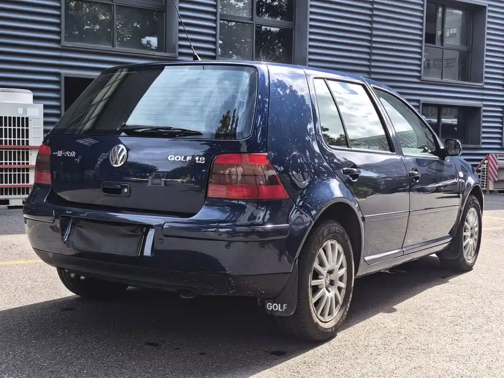 Volkswagen Golf — миниатюра 4