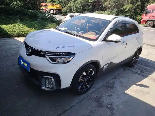 Dongfeng Aeolus AX4