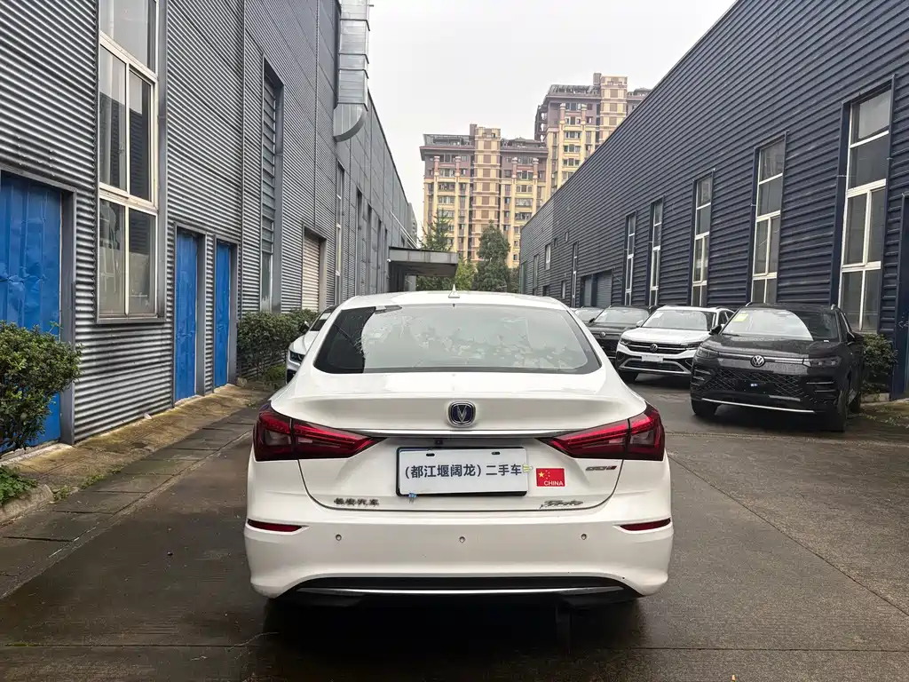 Changan Eado — миниатюра 10