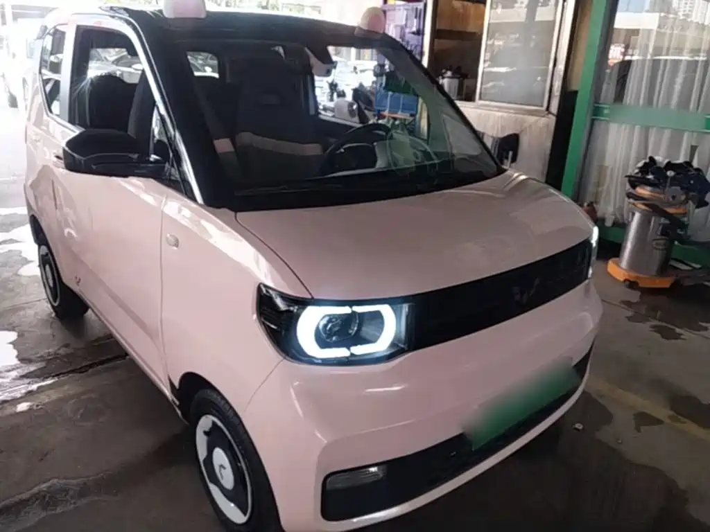 Wuling MINIEV — миниатюра 4