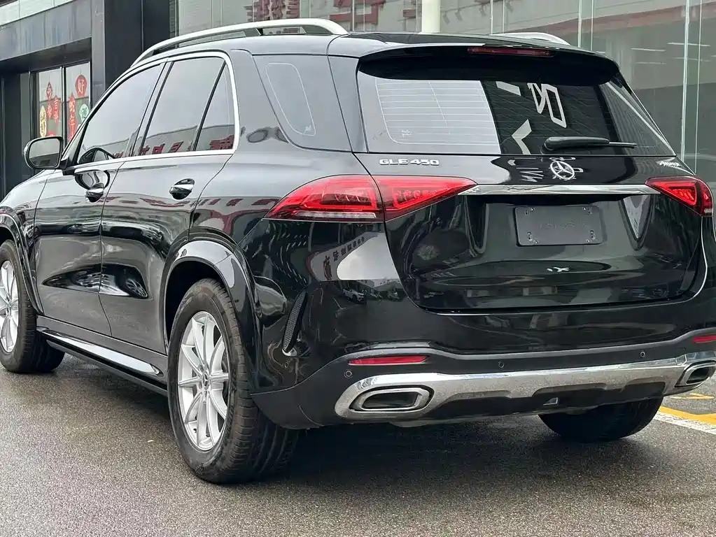 Mercedes-Benz GLE (Import) — миниатюра 9