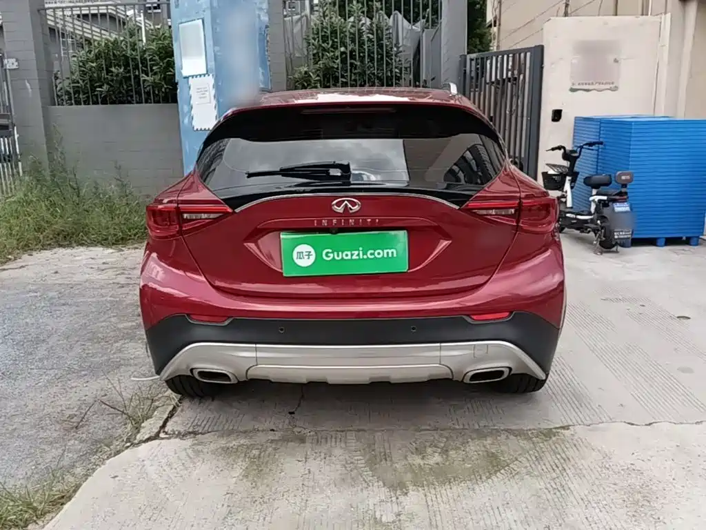 Infiniti QX30 — миниатюра 6