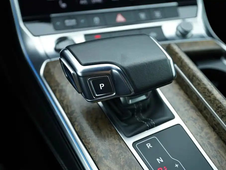 Audi A6L — миниатюра 8