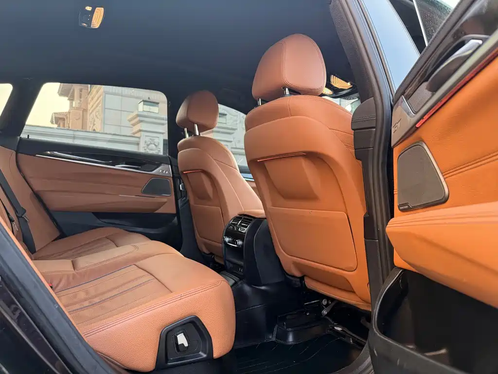 BMW 6 Series GT — миниатюра 12