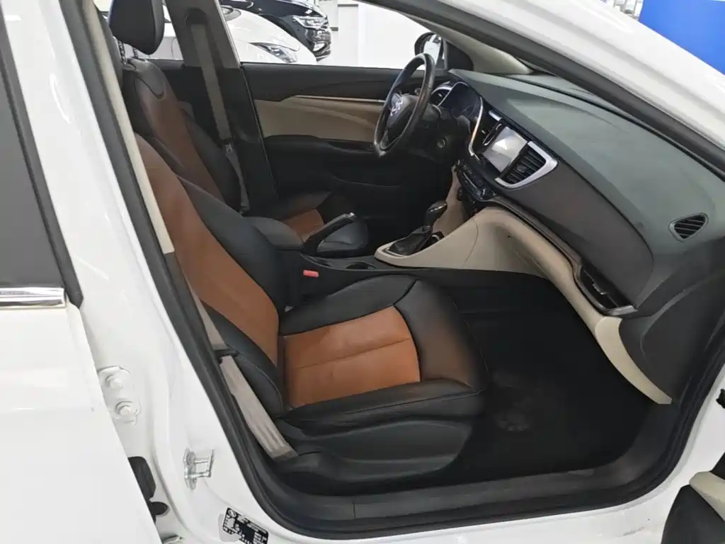 Buick Excelle — миниатюра 25