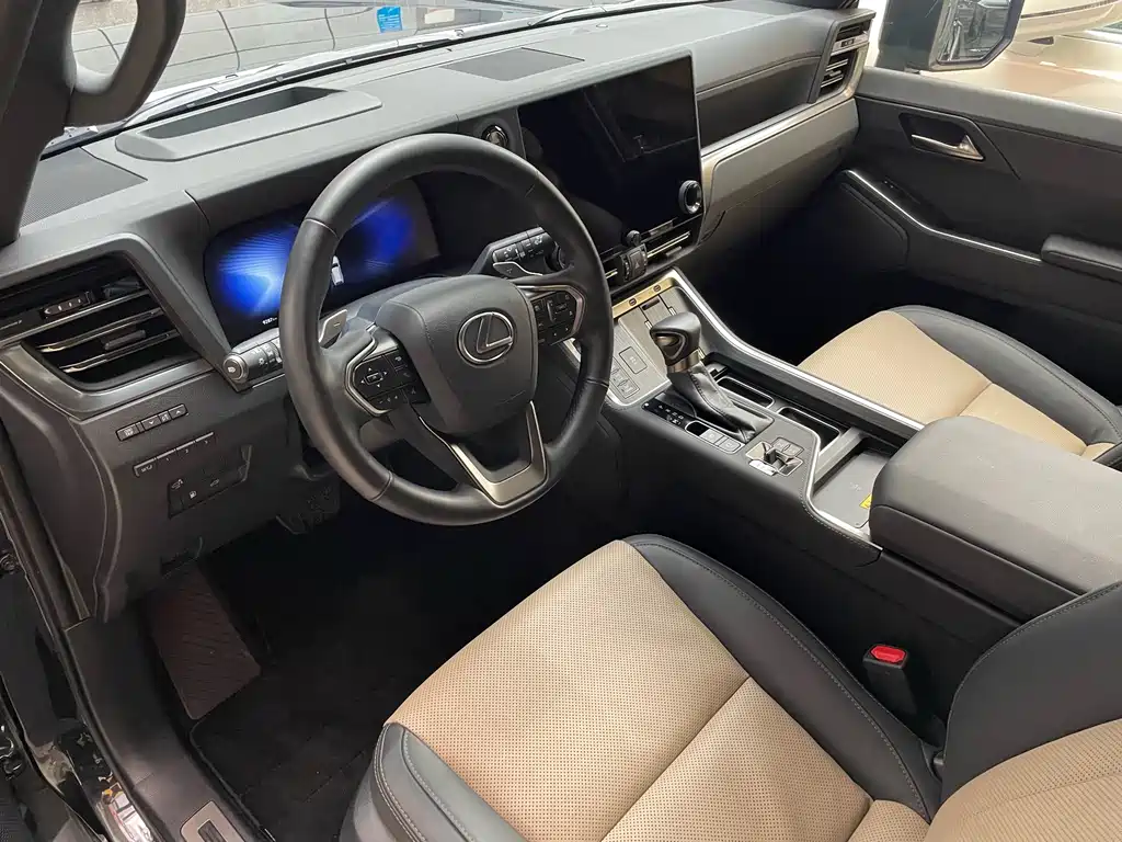 Lexus GX — миниатюра 10