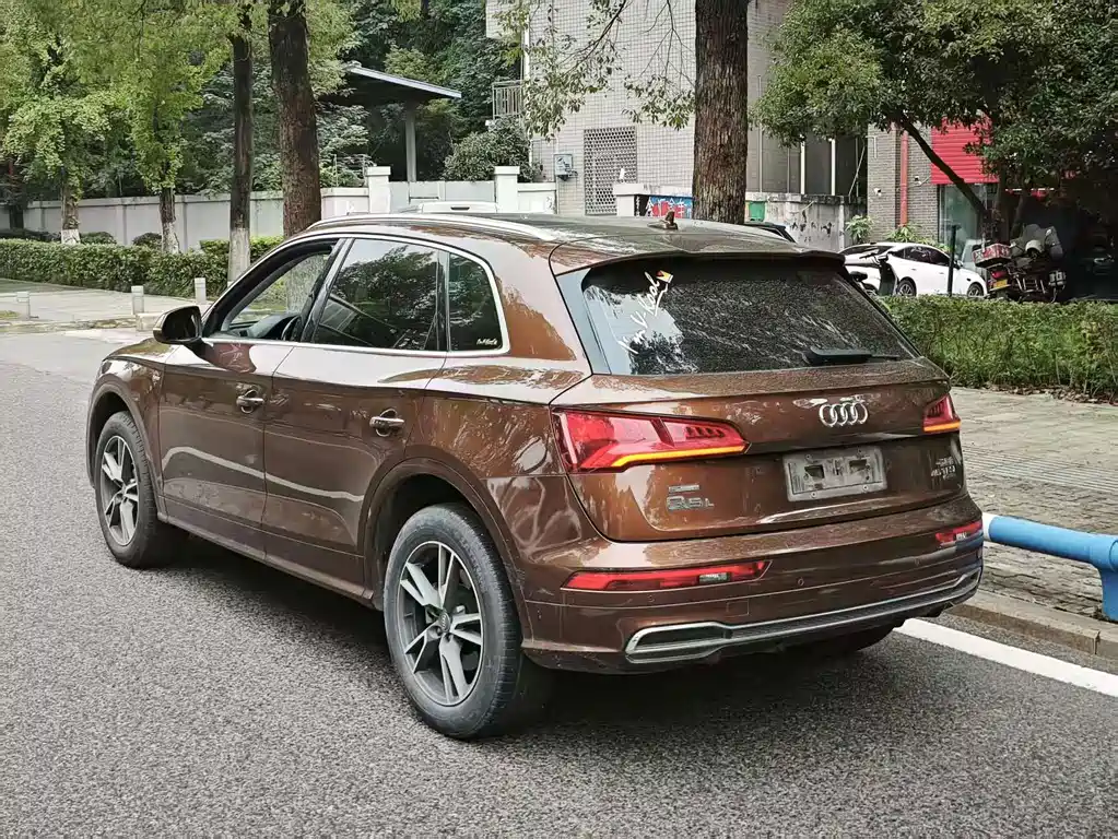 Audi Q5L — миниатюра 7
