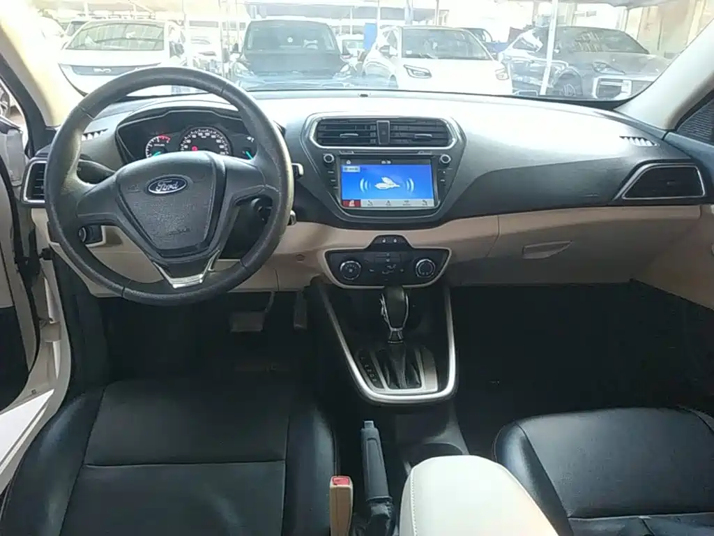 Ford Escort — миниатюра 10