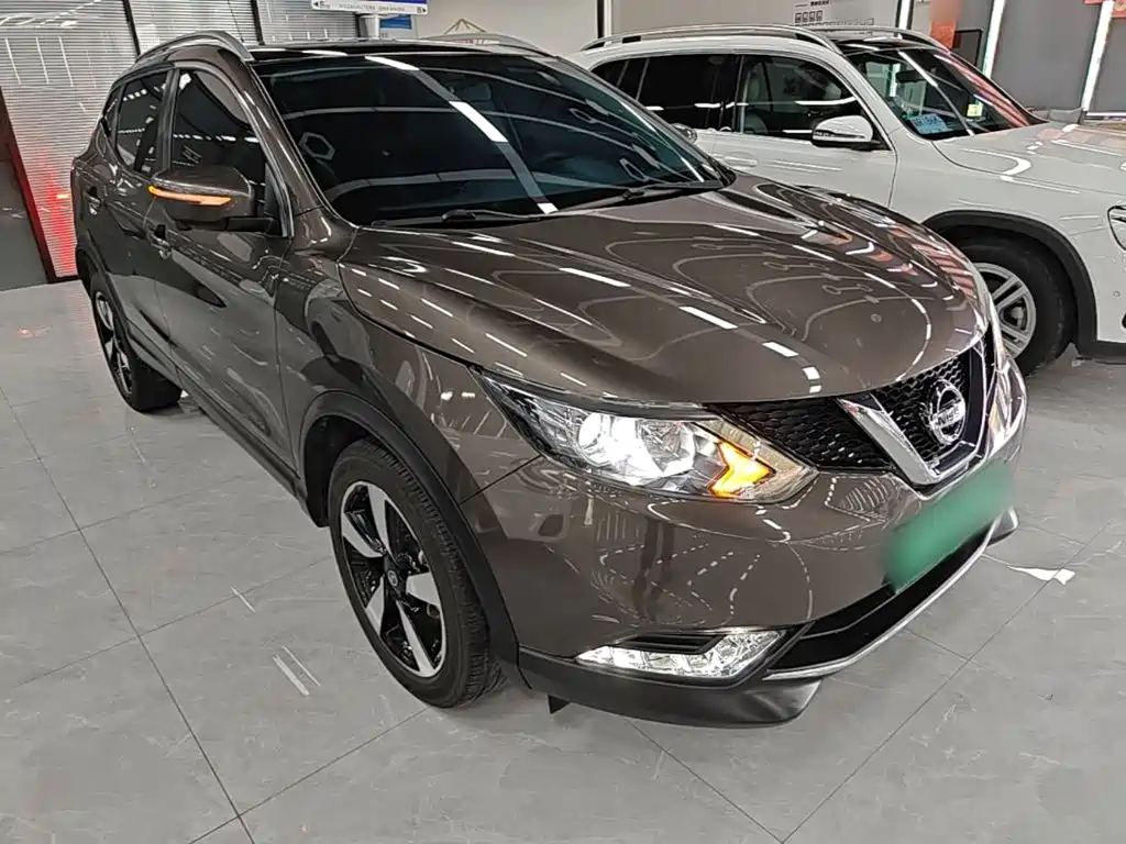 Nissan Qashqai — миниатюра 4