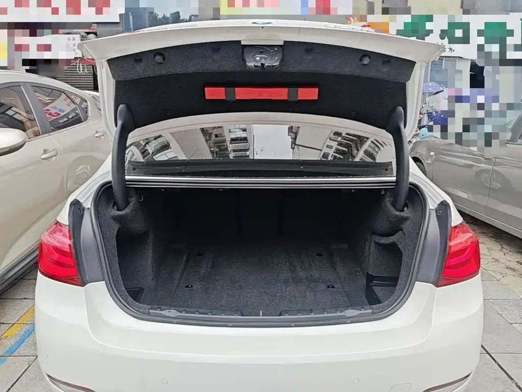 BMW 3 Series — миниатюра 19