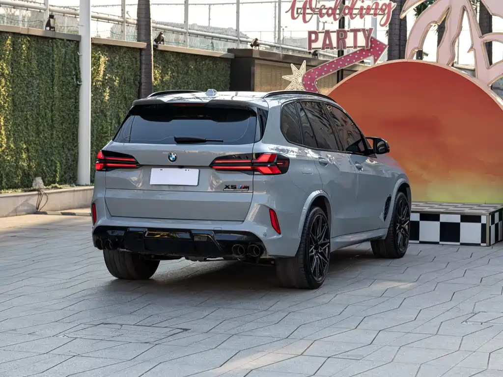 BMW X5 M