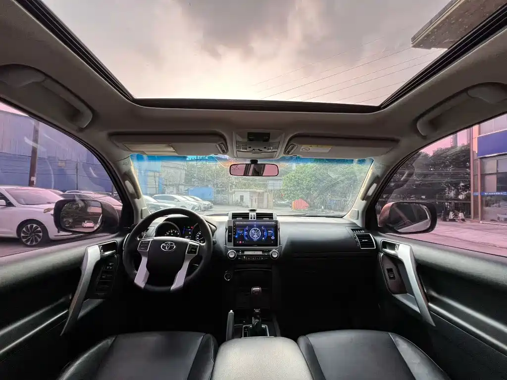 Toyota Prado — миниатюра 5