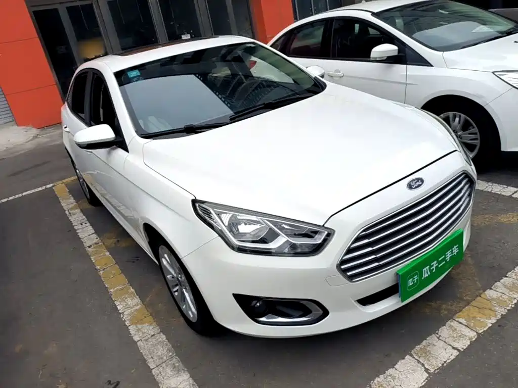 Ford Escort — миниатюра 4