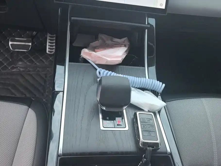 Land Rover Evoque — миниатюра 16