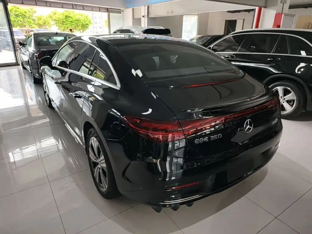 Mercedes-Benz EQE — миниатюра 5