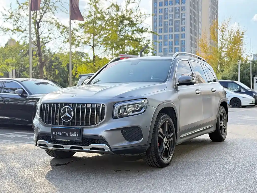Mercedes-Benz GLB — миниатюра 9