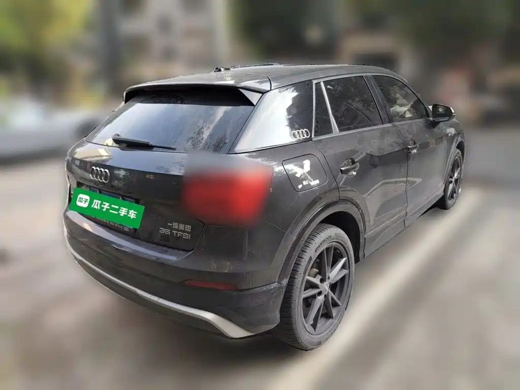 Audi Q2L — миниатюра 5