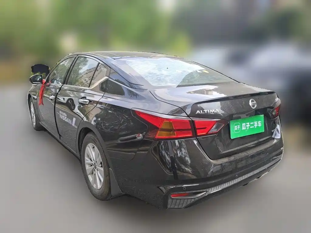 Nissan Teana — миниатюра 6
