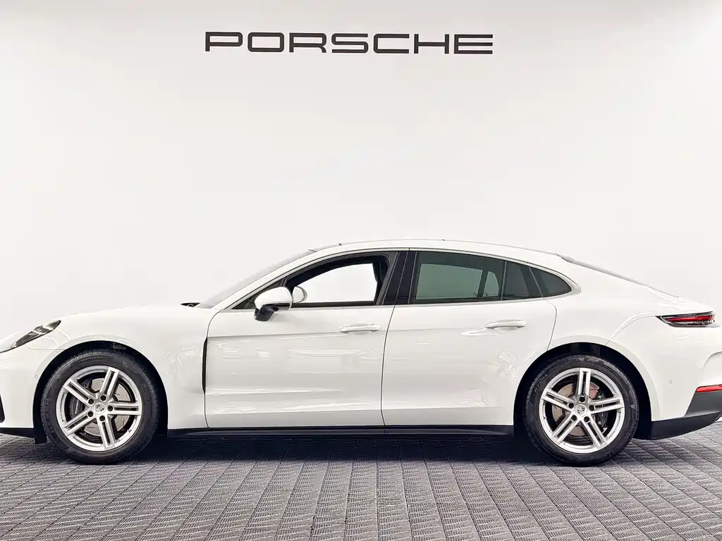 Porsche Panamera — миниатюра 4
