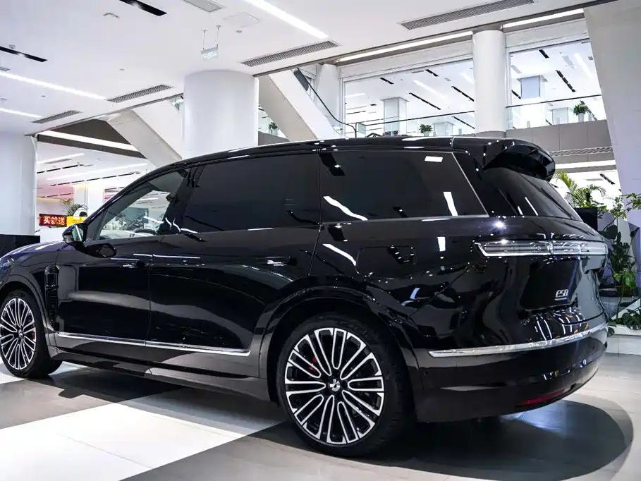 NIO ES8 — миниатюра 5