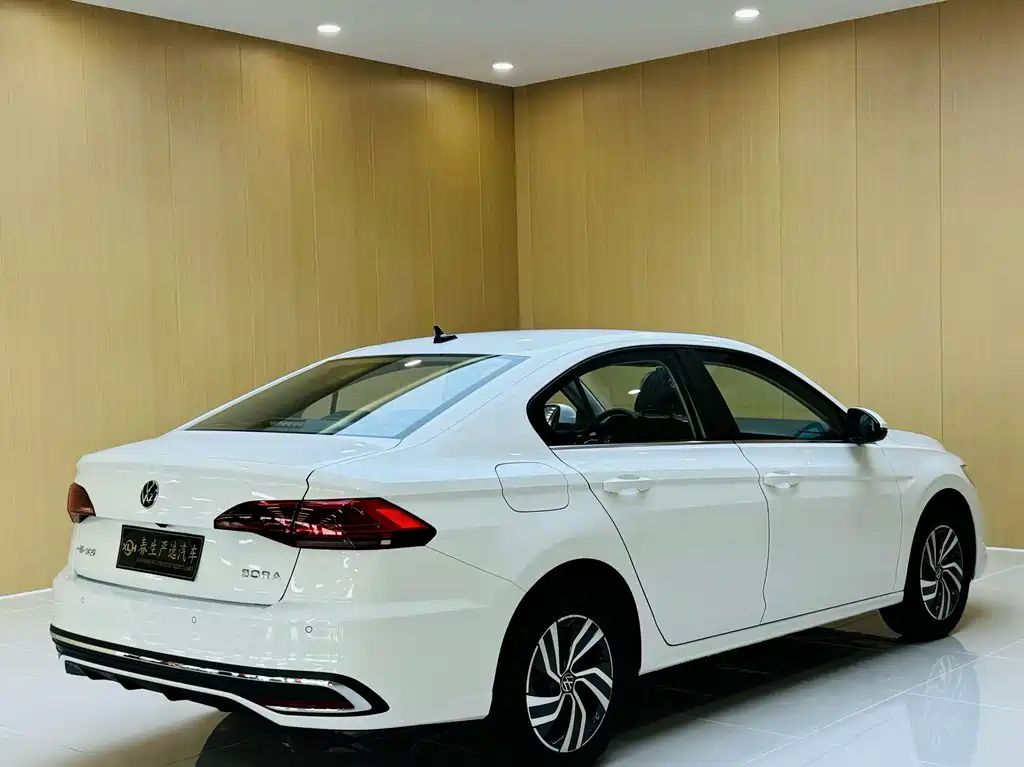 Volkswagen Bora — миниатюра 11