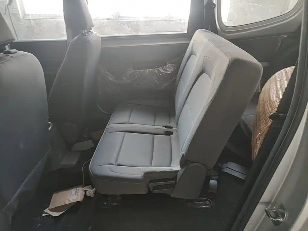 Wuling Hongguang EV — миниатюра 17