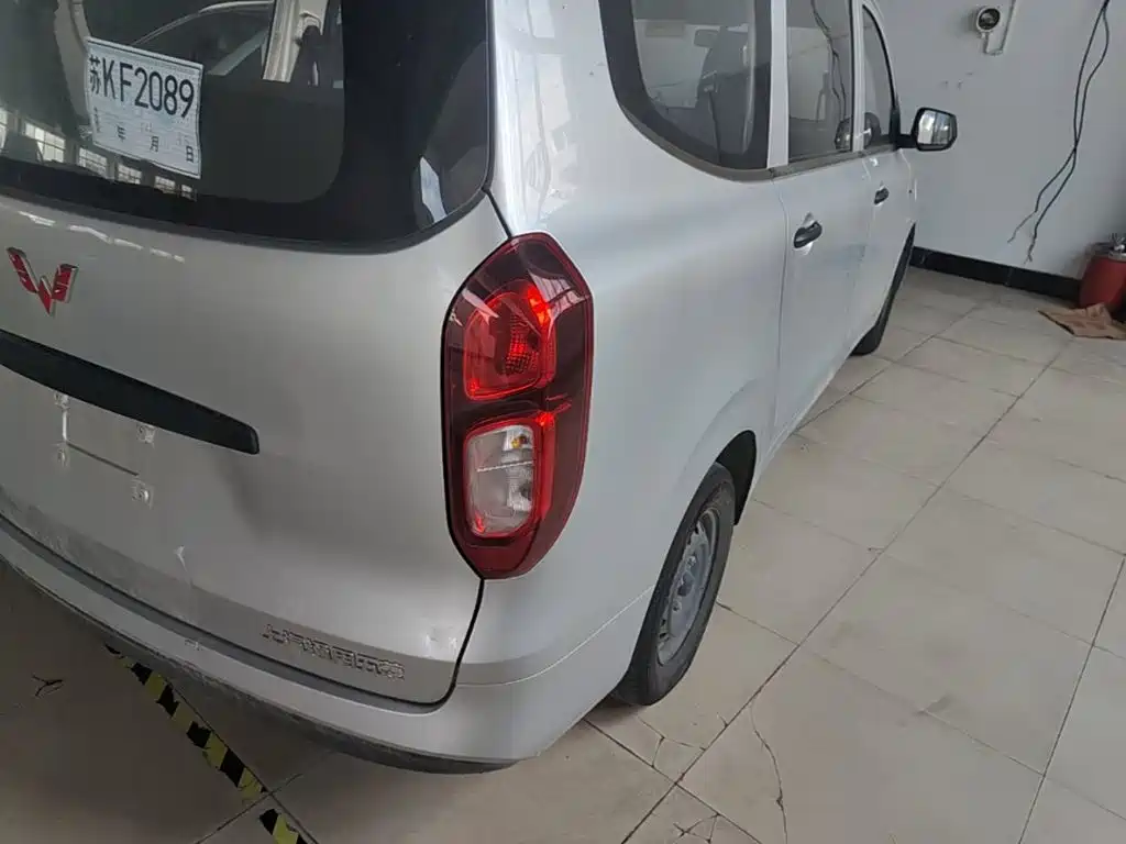 Wuling Hongguang EV — миниатюра 8