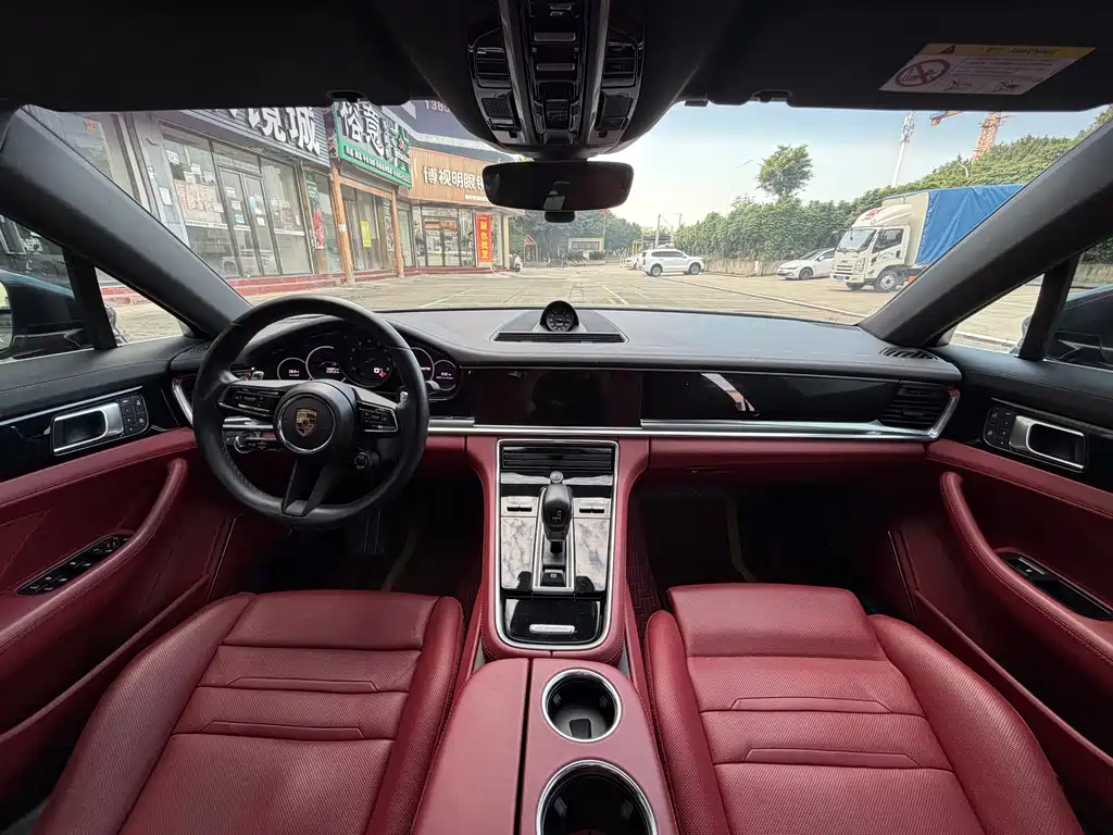 Porsche Panamera — миниатюра 5