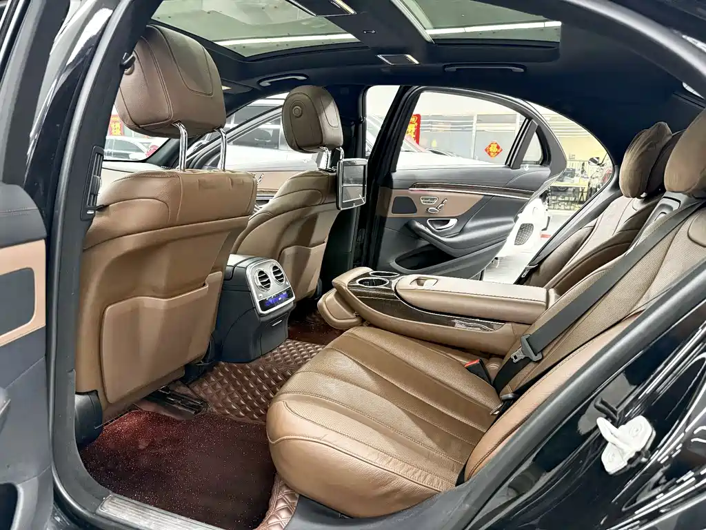 Mercedes-Benz S-Class — миниатюра 8