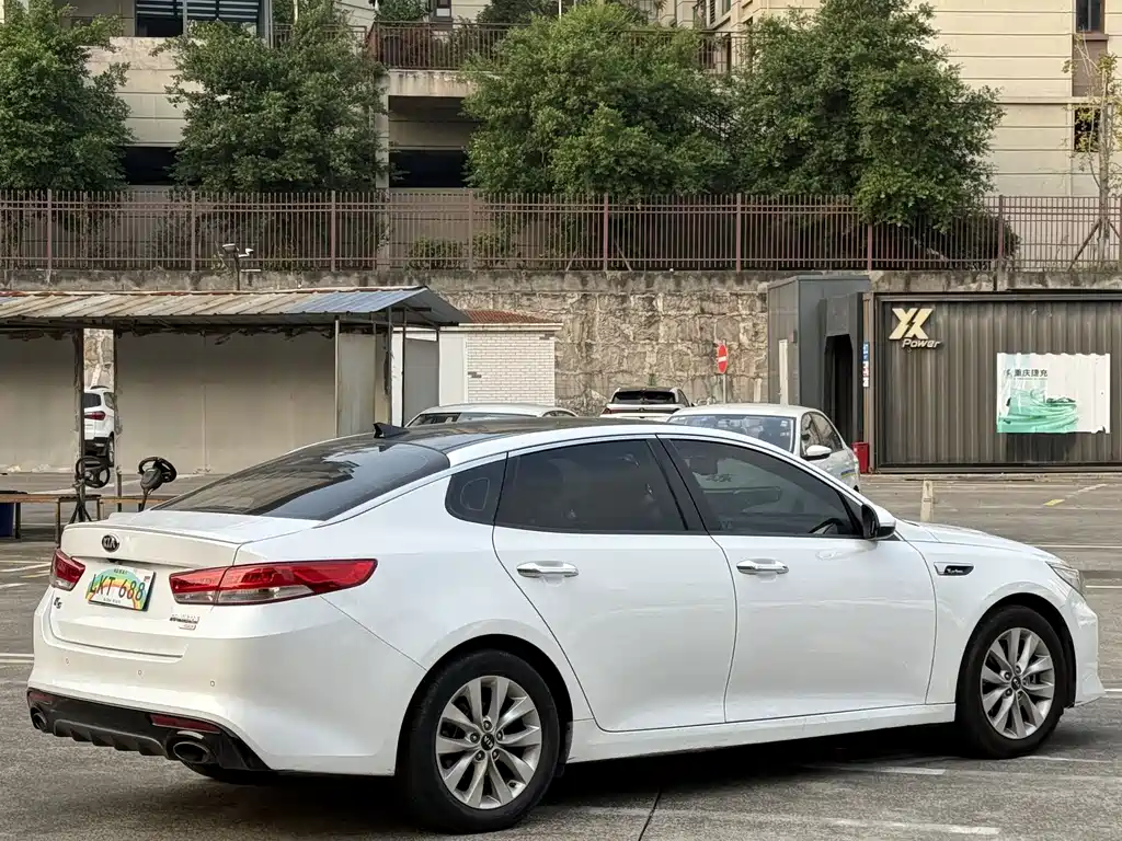 Kia K5 — миниатюра 5