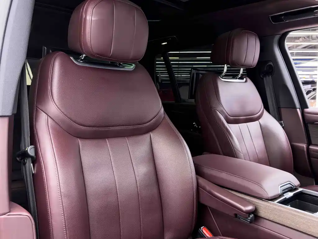 Land Rover Range Rover — миниатюра 12