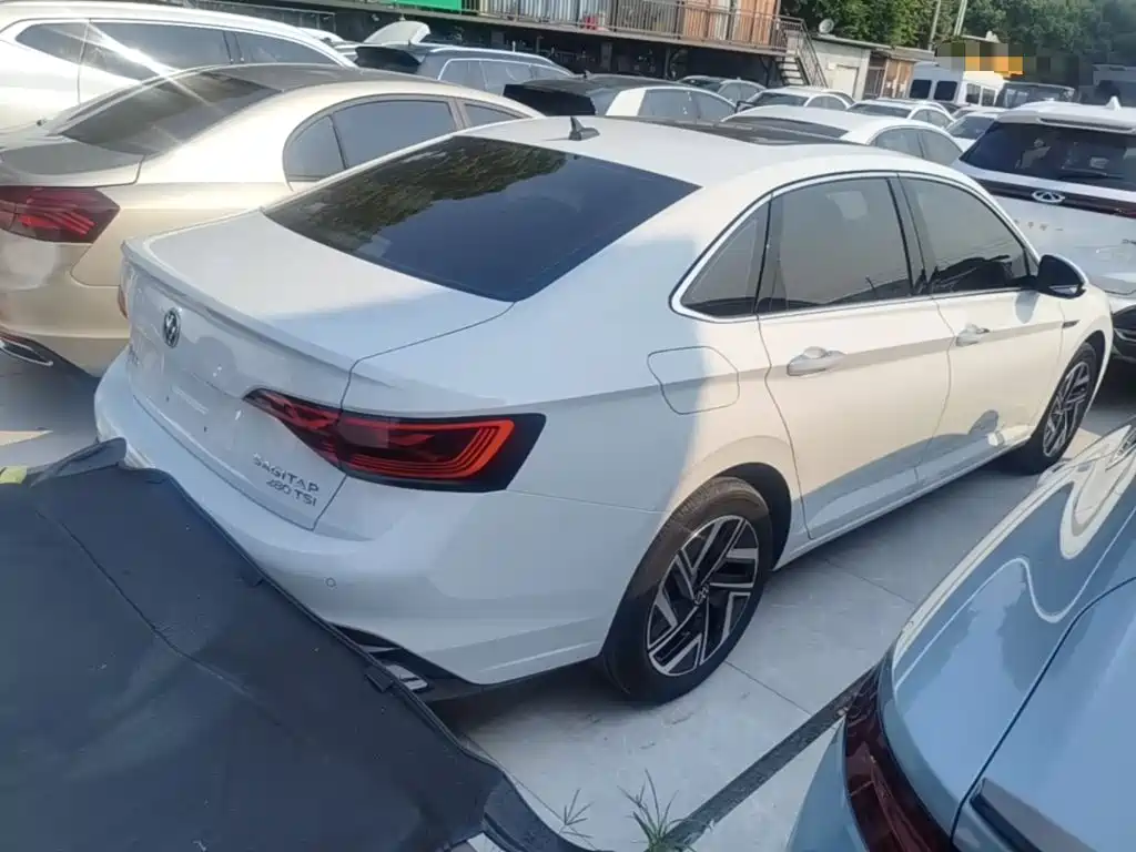 Volkswagen Sagitar — миниатюра 7