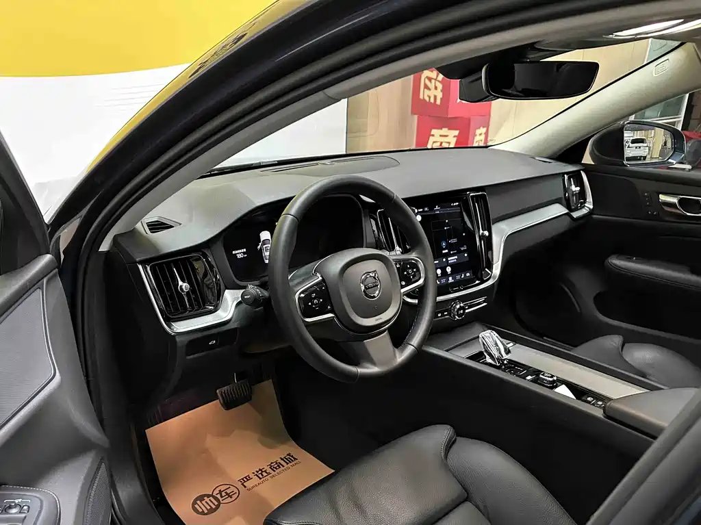 Volvo S60 — миниатюра 9