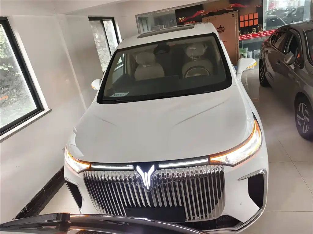 LANTU AUTOMOBILE LANTU DREAMER