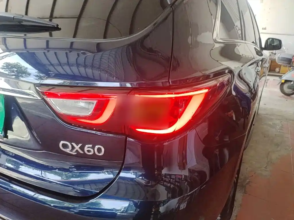 Infiniti QX60 (Import) — миниатюра 8