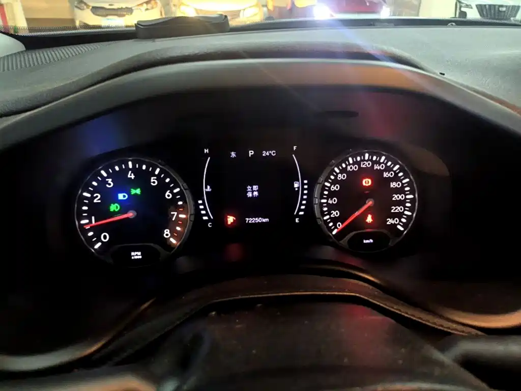 Jeep Renegade — миниатюра 15