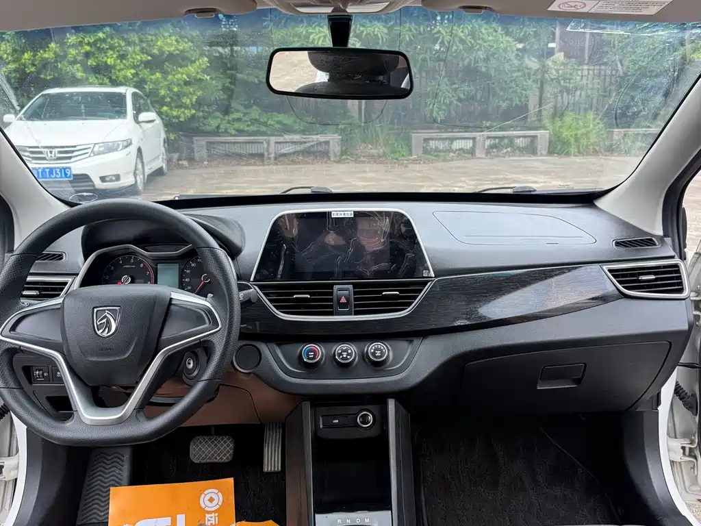 Baojun 310 — миниатюра 8