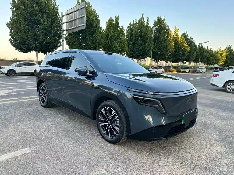 Nissan NX8 — миниатюра 3