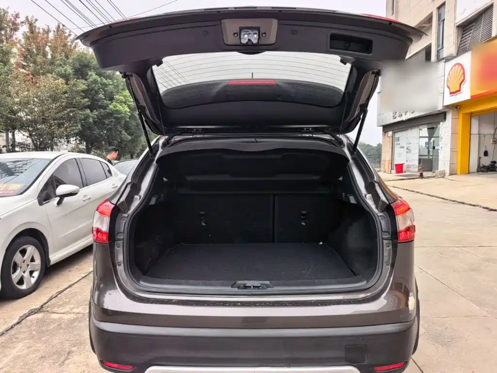 Nissan Qashqai — миниатюра 19