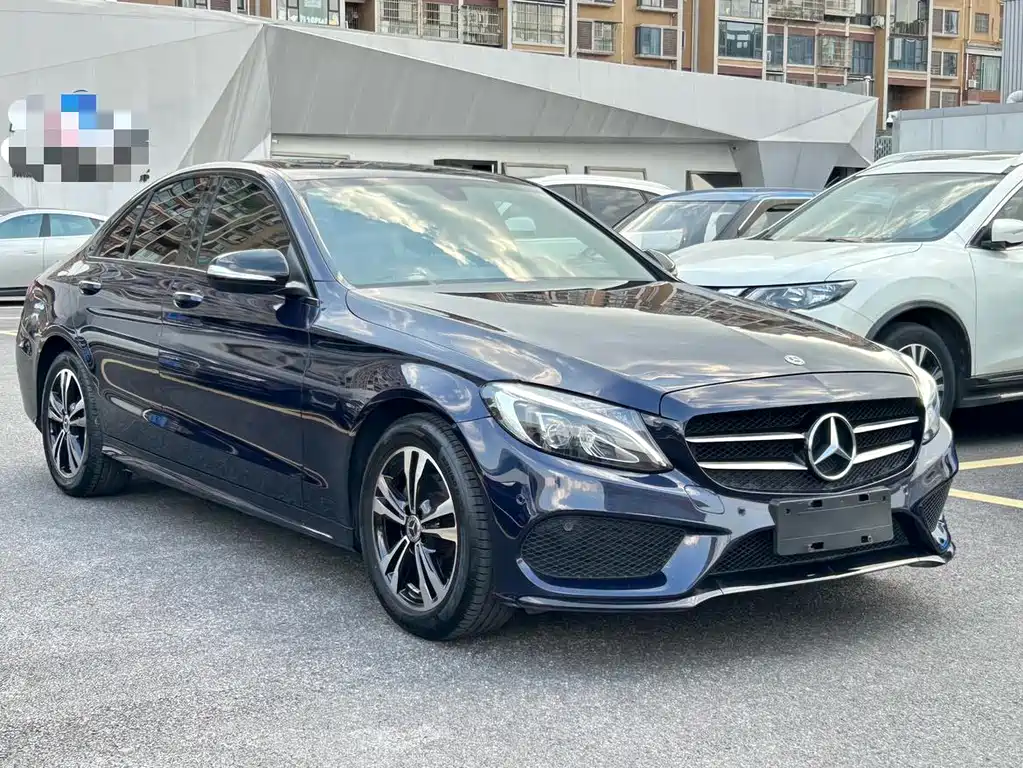 Mercedes-Benz C-Class — миниатюра 2