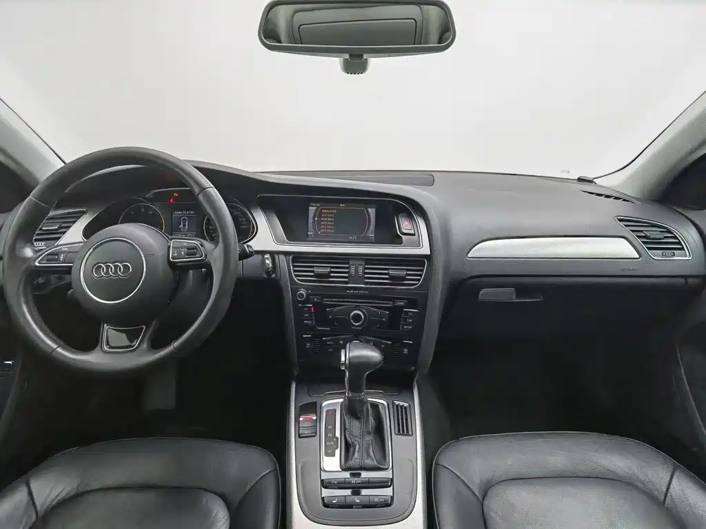 Audi A4L — миниатюра 5
