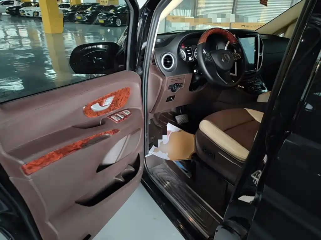 Mercedes-Benz Vito — миниатюра 16