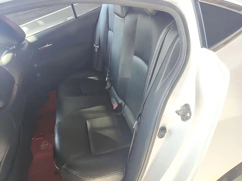 Toyota Corolla — миниатюра 17