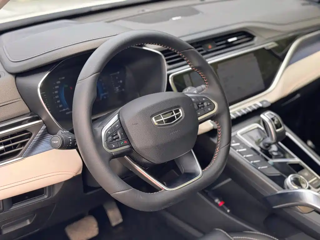 Geely Boyue — миниатюра 7