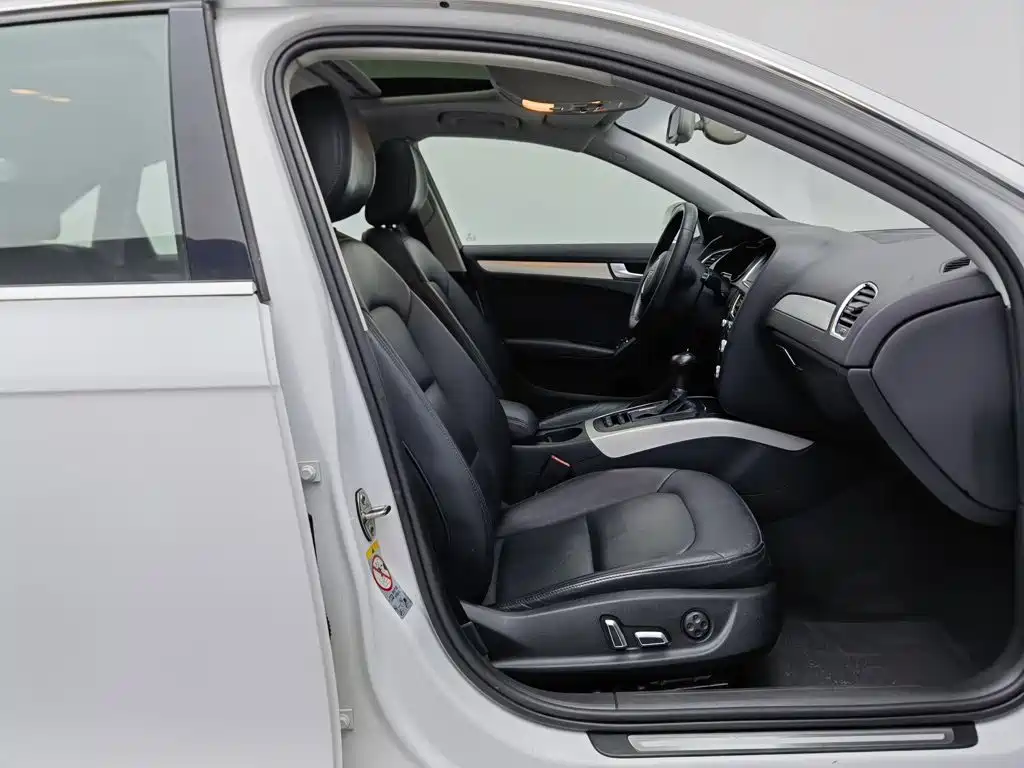 Audi A4L — миниатюра 23