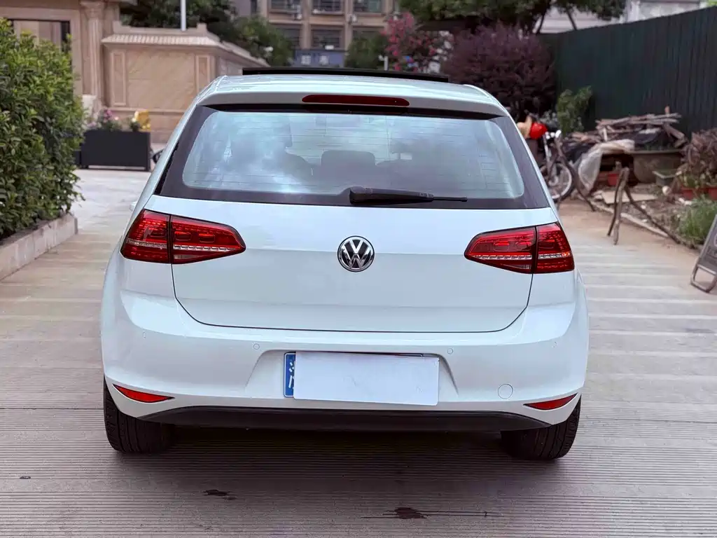 Volkswagen Golf — миниатюра 9