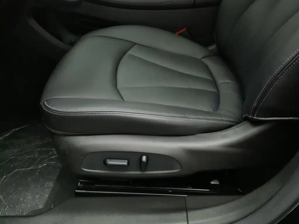Buick LaCrosse — миниатюра 20